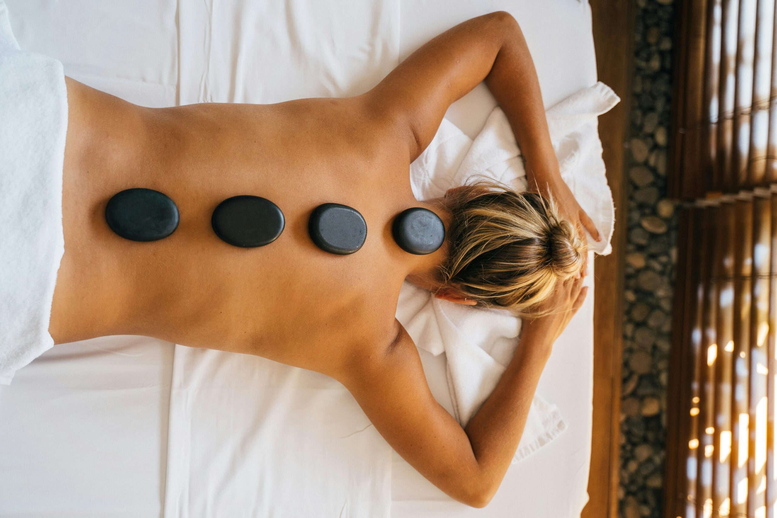 Hot-Stone-Massage